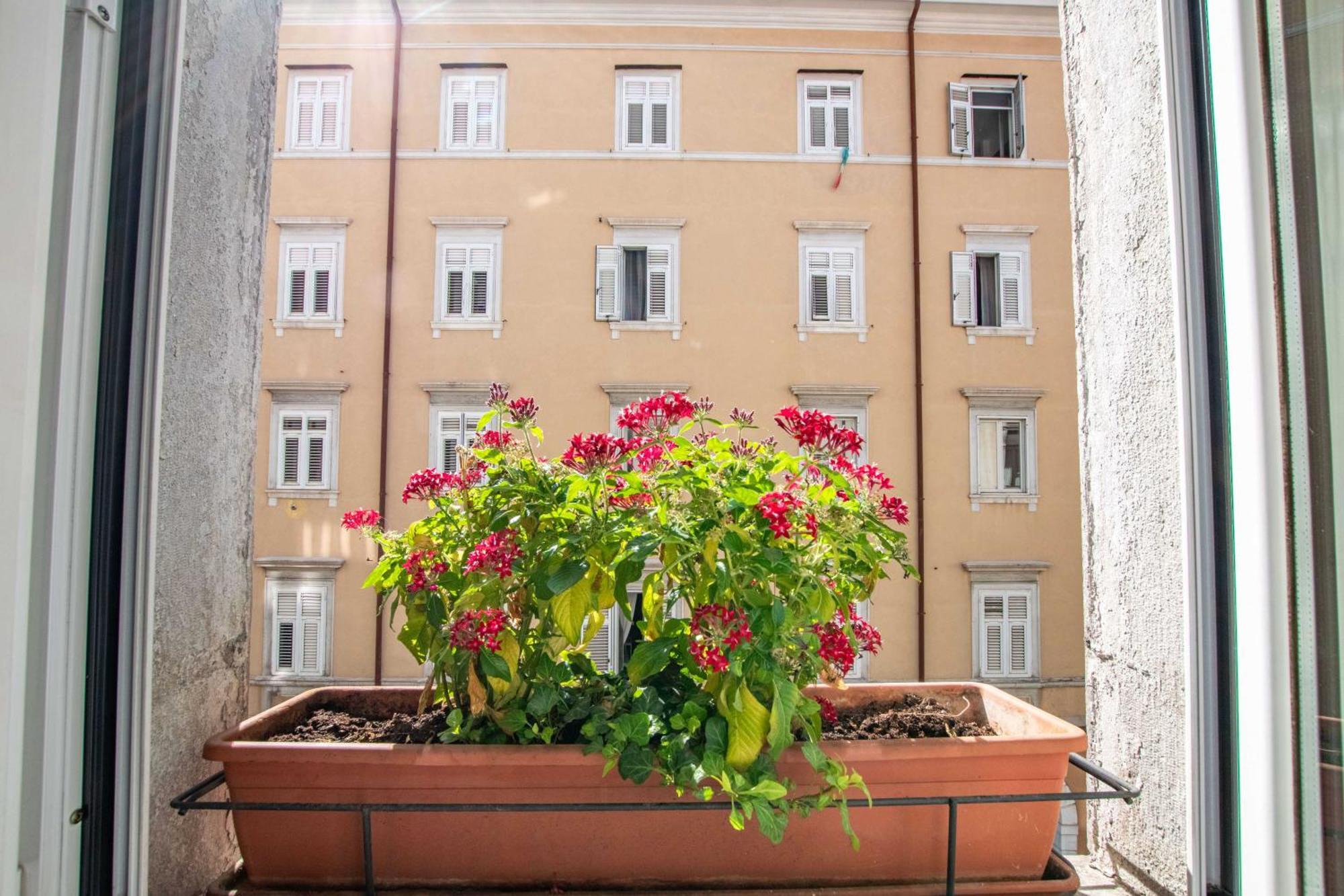 White Tower Guesthouse Τεργέστη Εξωτερικό φωτογραφία