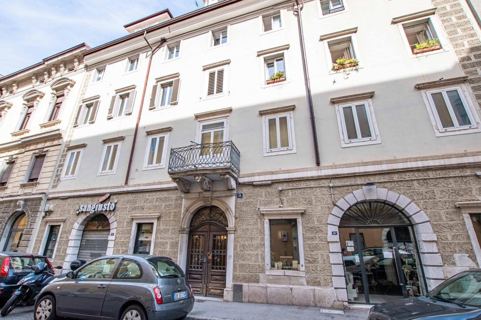 White Tower Guesthouse Τεργέστη Εξωτερικό φωτογραφία